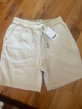 feat. Cream Terry Athletic Shorts with Drawstring Waist